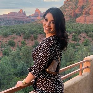 Meet your Posher, Niki